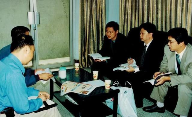 路国产品牌发展从无“容易”二字凯时尊龙最新网站回看老厂的来时(图3)